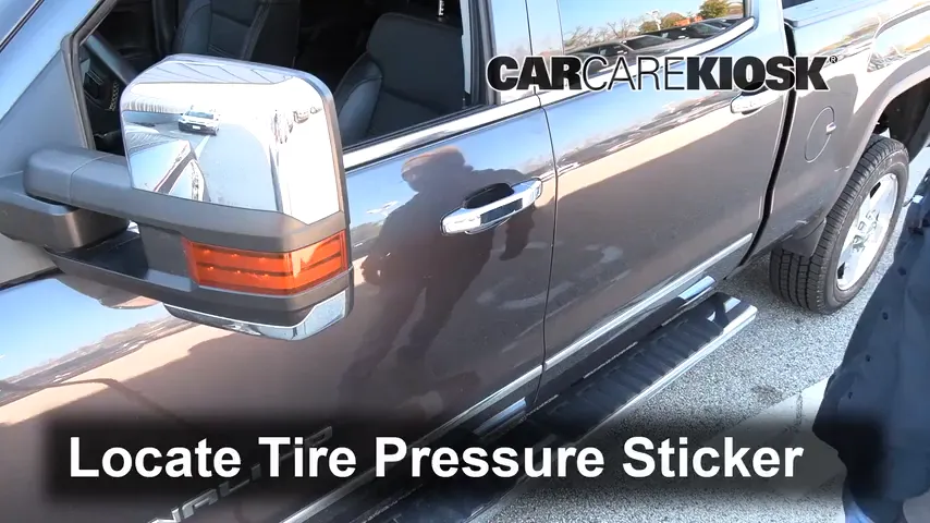 2016 GMC Sierra 2500 HD Denali 6.6L V8 Turbo Diesel Tires & Wheels Check Tire Pressure